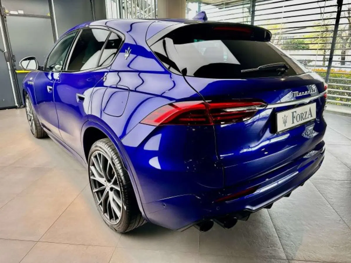 Maserati Grecale usata a Torino (8)