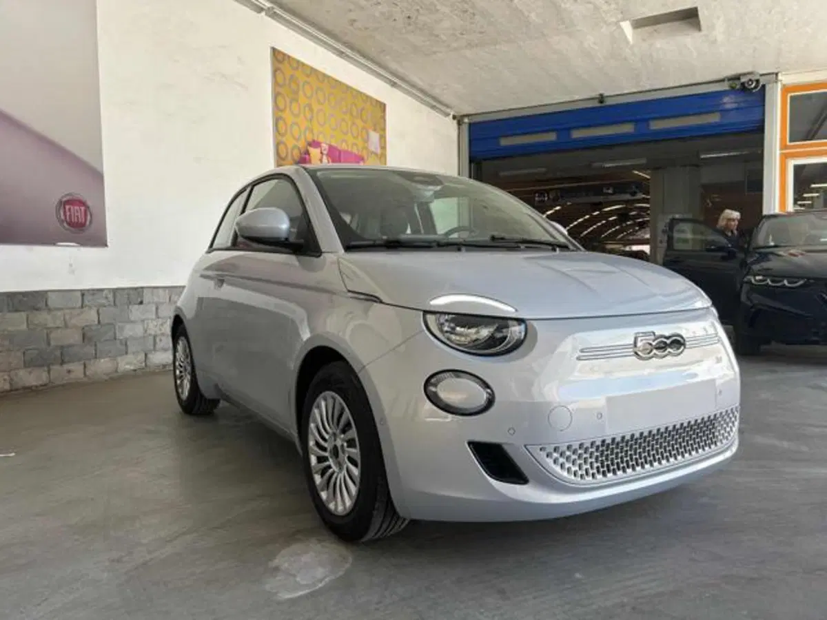 Fiat 500e nuova a Vercelli