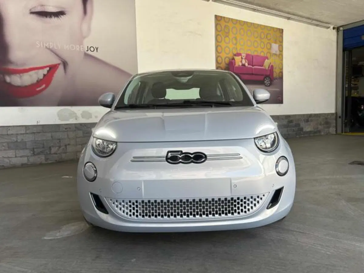 Fiat 500e nuova a Vercelli (2)