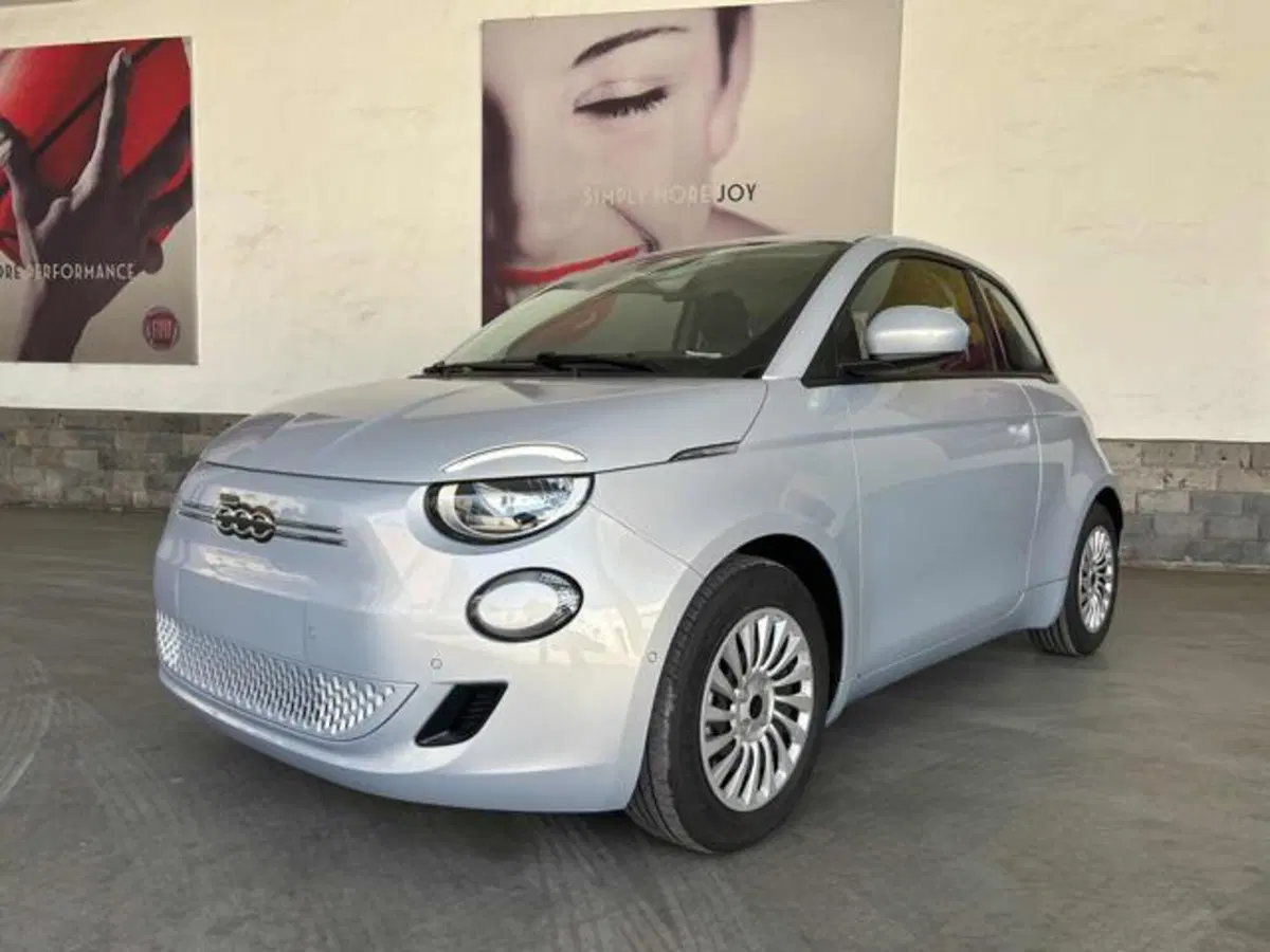 Fiat 500e nuova a Vercelli (3)
