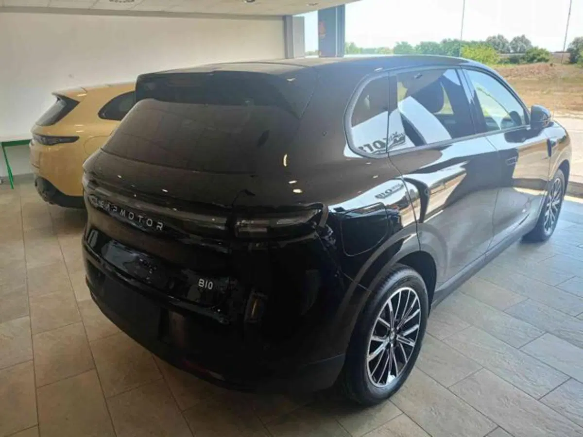 Leapmotor B10 nuova a Vercelli (4)