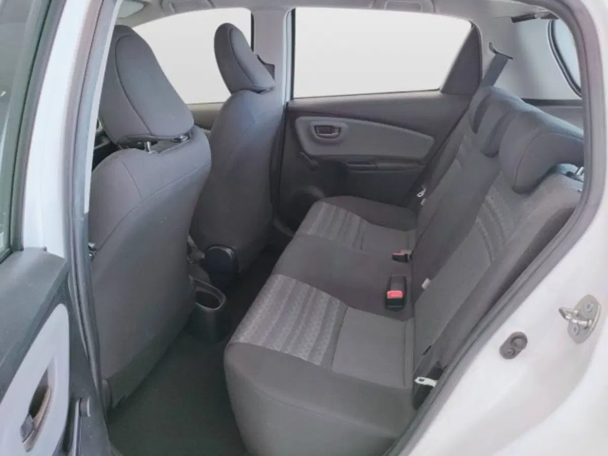 Toyota Yaris usata a Teramo (11)