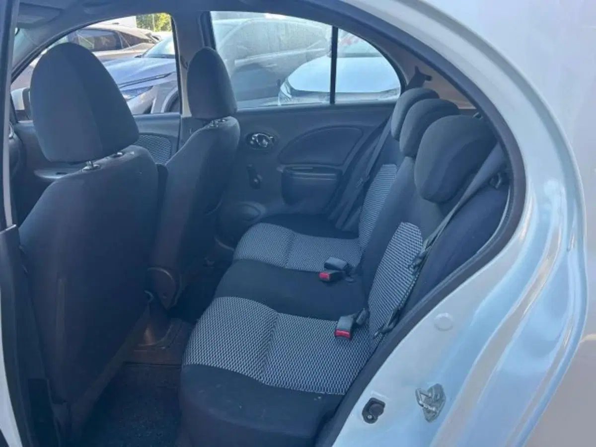 Nissan Micra usata a Firenze (10)