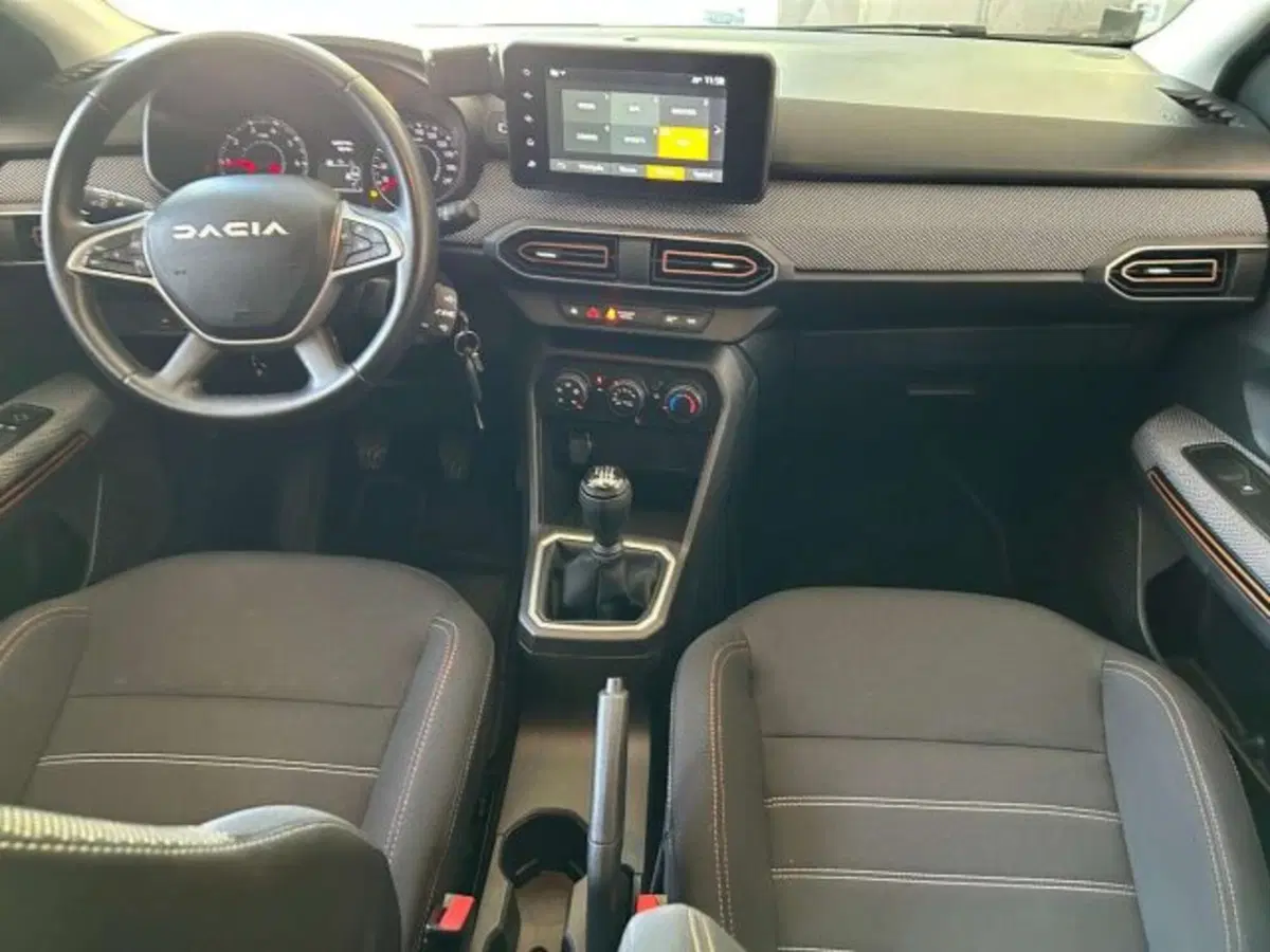 Dacia Sandero Stepway usata a Firenze (12)