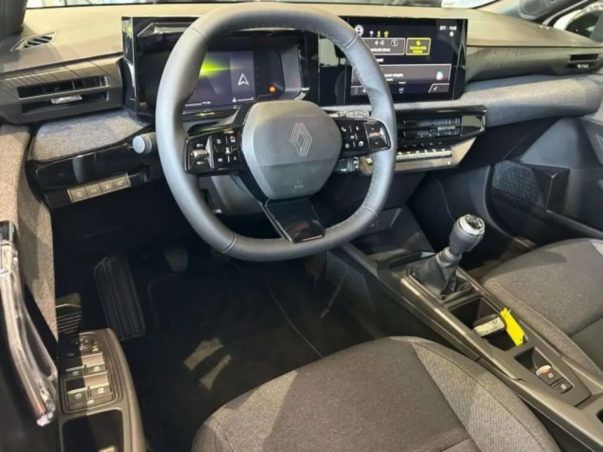 Renault Clio nuova a Firenze (14)