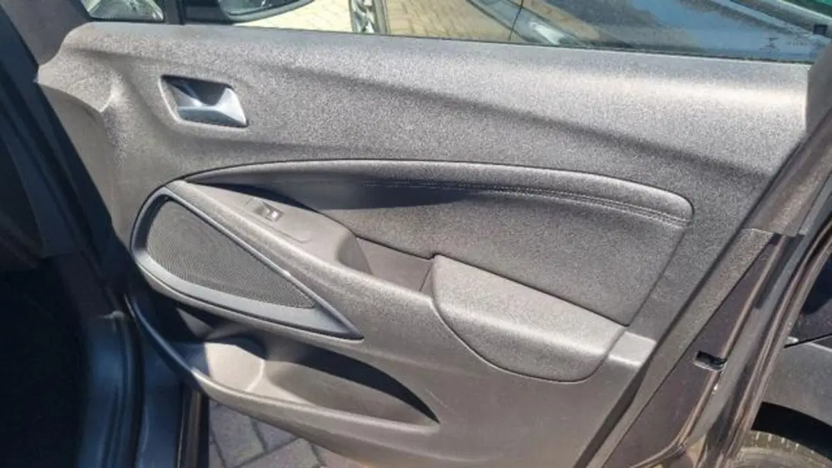 Opel Crossland usata a Savona (11)