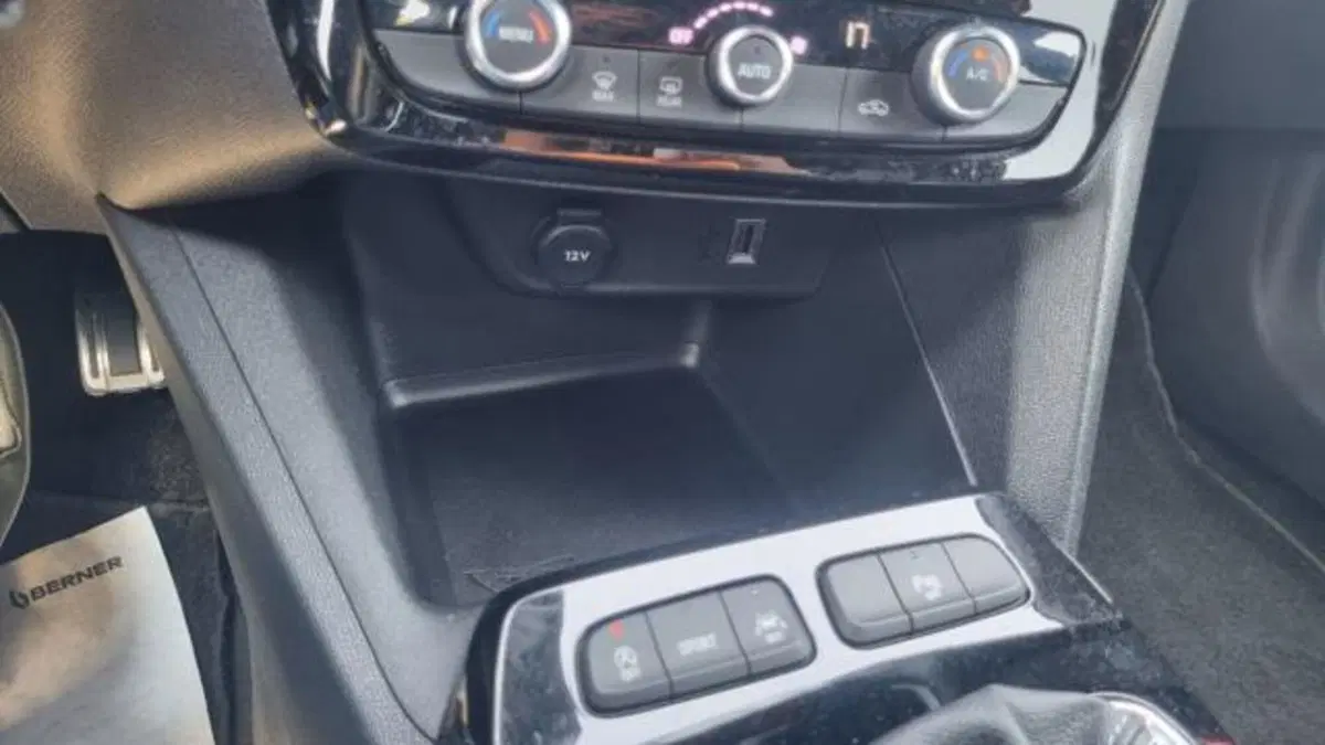 Opel Mokka usata a Savona (10)