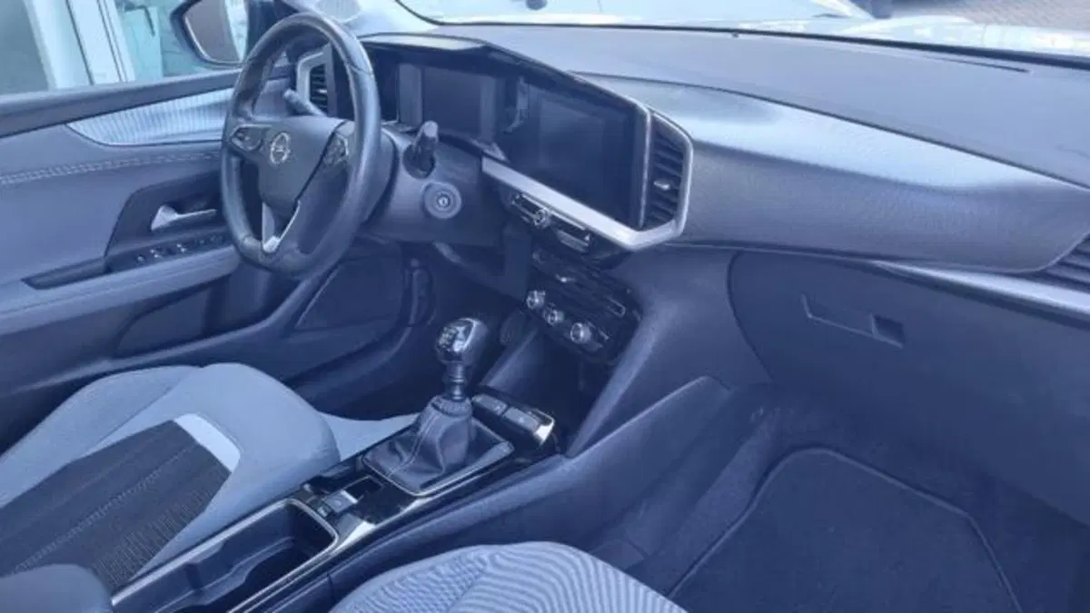 Opel Mokka usata a Savona (11)