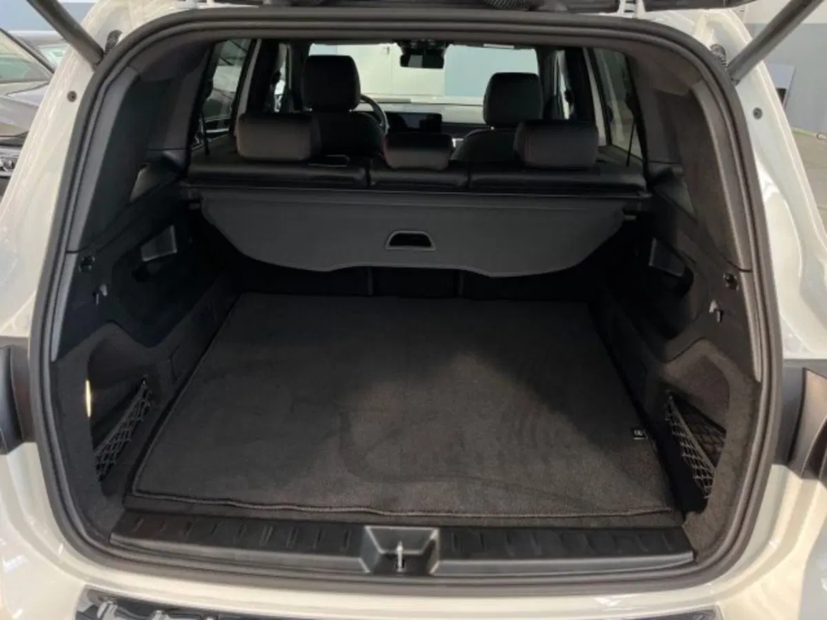 Mercedes-Benz GLB nuova a Verona (13)
