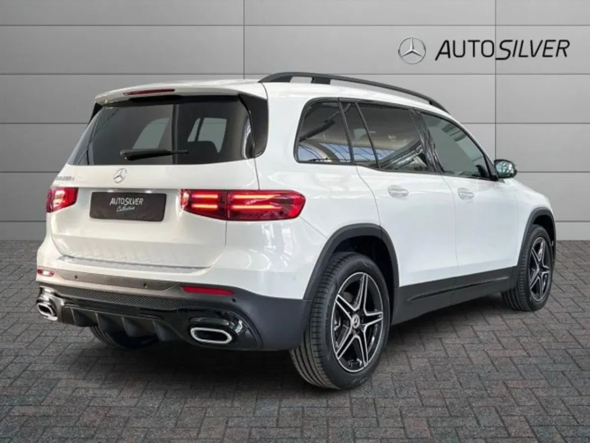 Mercedes-Benz GLB nuova a Verona (2)