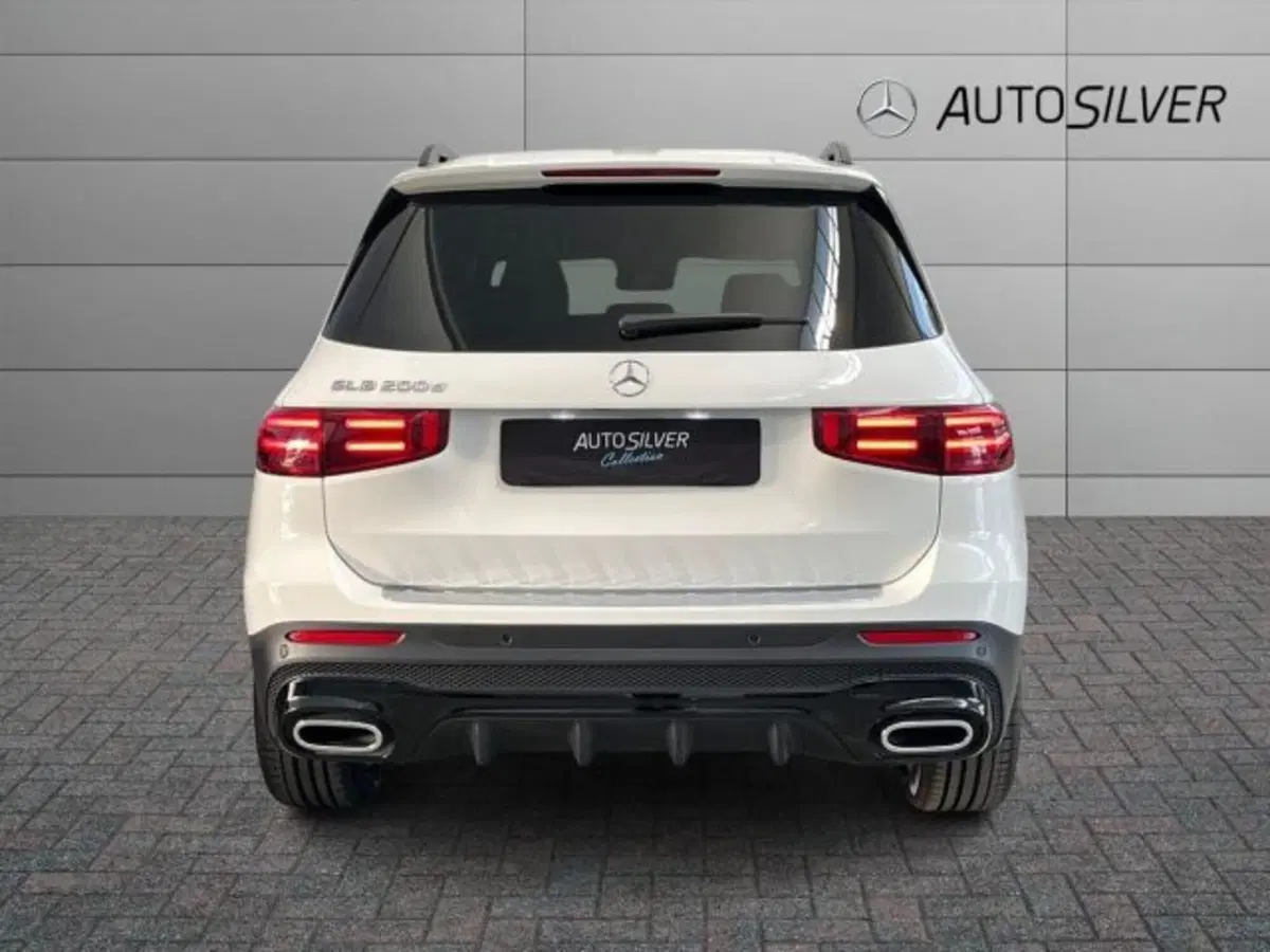 Mercedes-Benz GLB nuova a Verona (4)