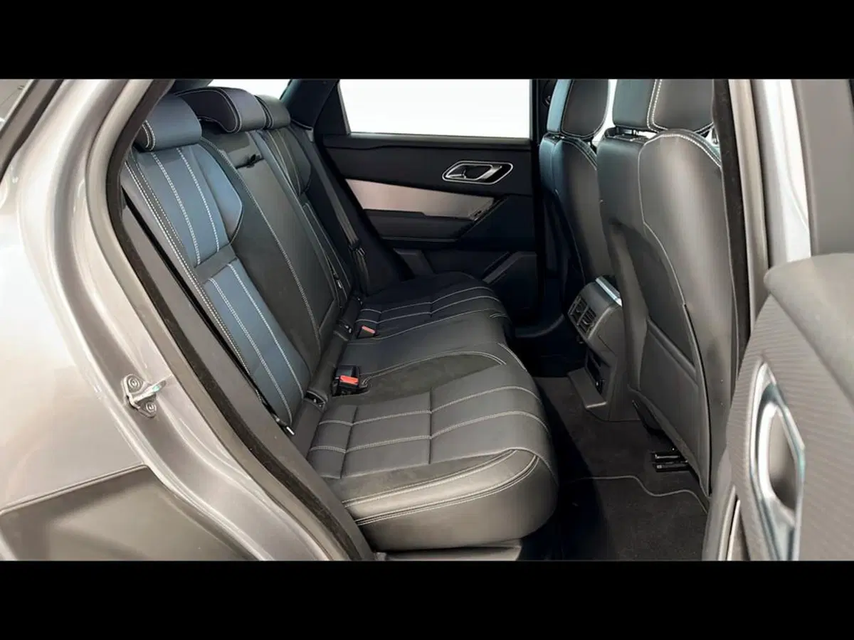 Land Rover Range Rover Velar usata a Varese (5)