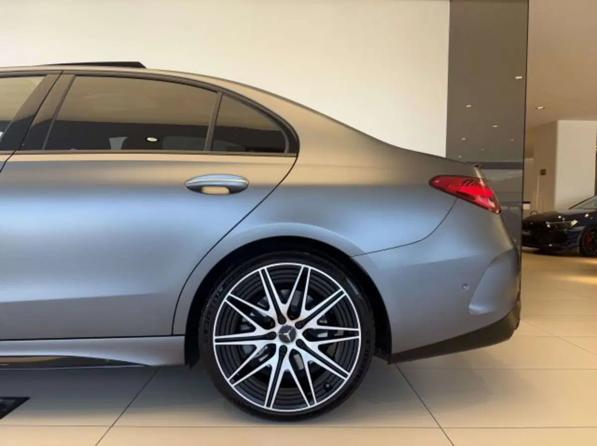 Mercedes-Benz Classe C usata a Torino (12)
