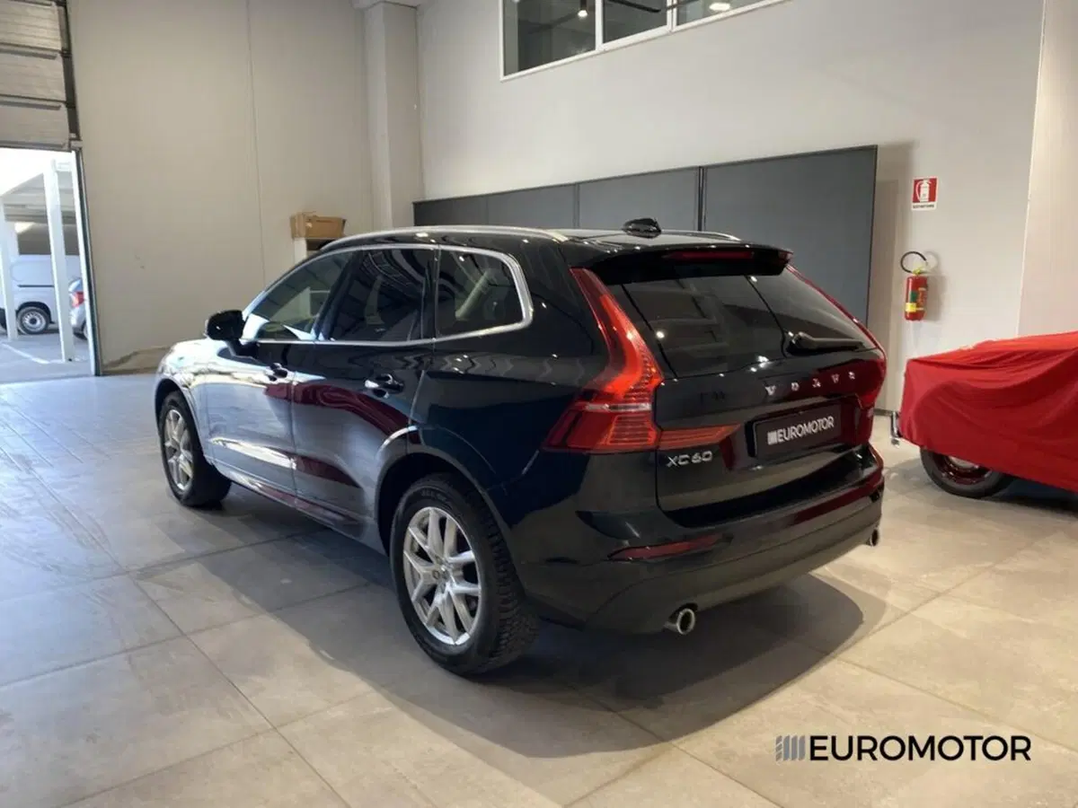 VOLVO Veicoli Commerciali XC60 usata a Bari (9)