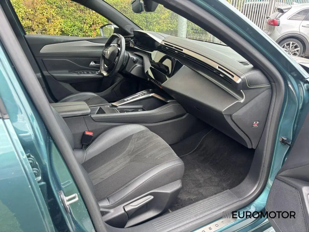 Peugeot 308 SW usata a Bari (14)