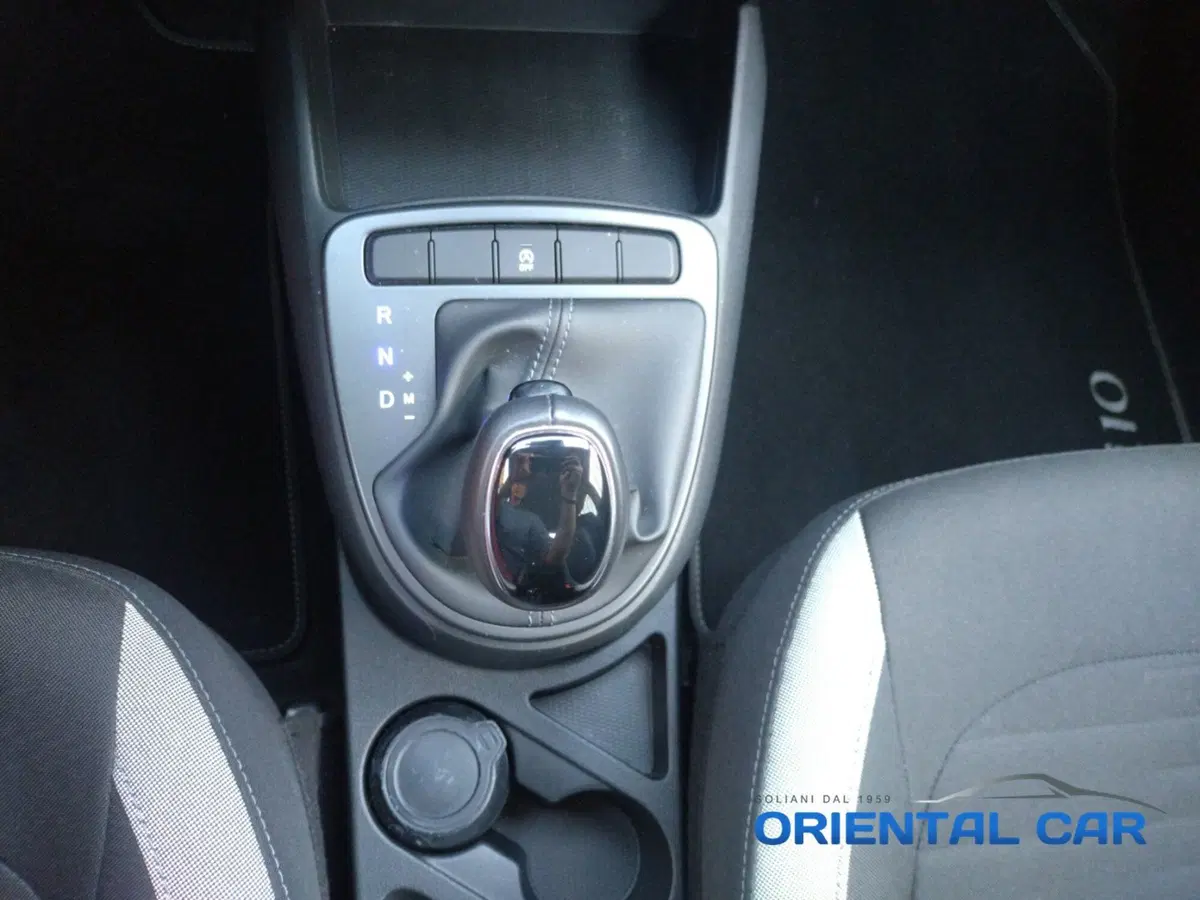 Hyundai i10 usata a La Spezia (13)