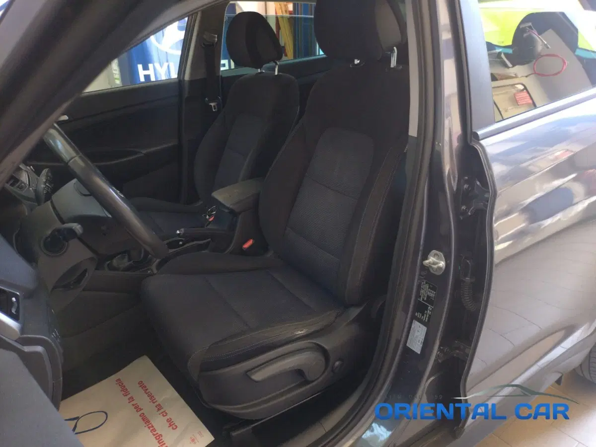 Hyundai Tucson usata a La Spezia (8)