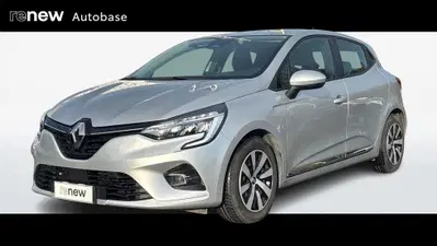 Renault Clio Full Hybrid E-Tech 140 CV 5 porte Zen del 2021 usata a Albignasego