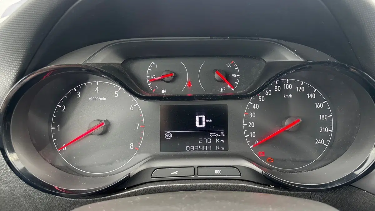 Opel Crossland X usata a Padova (6)