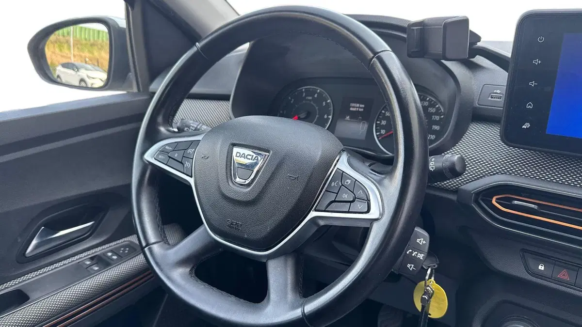 Dacia Sandero usata a Padova (11)