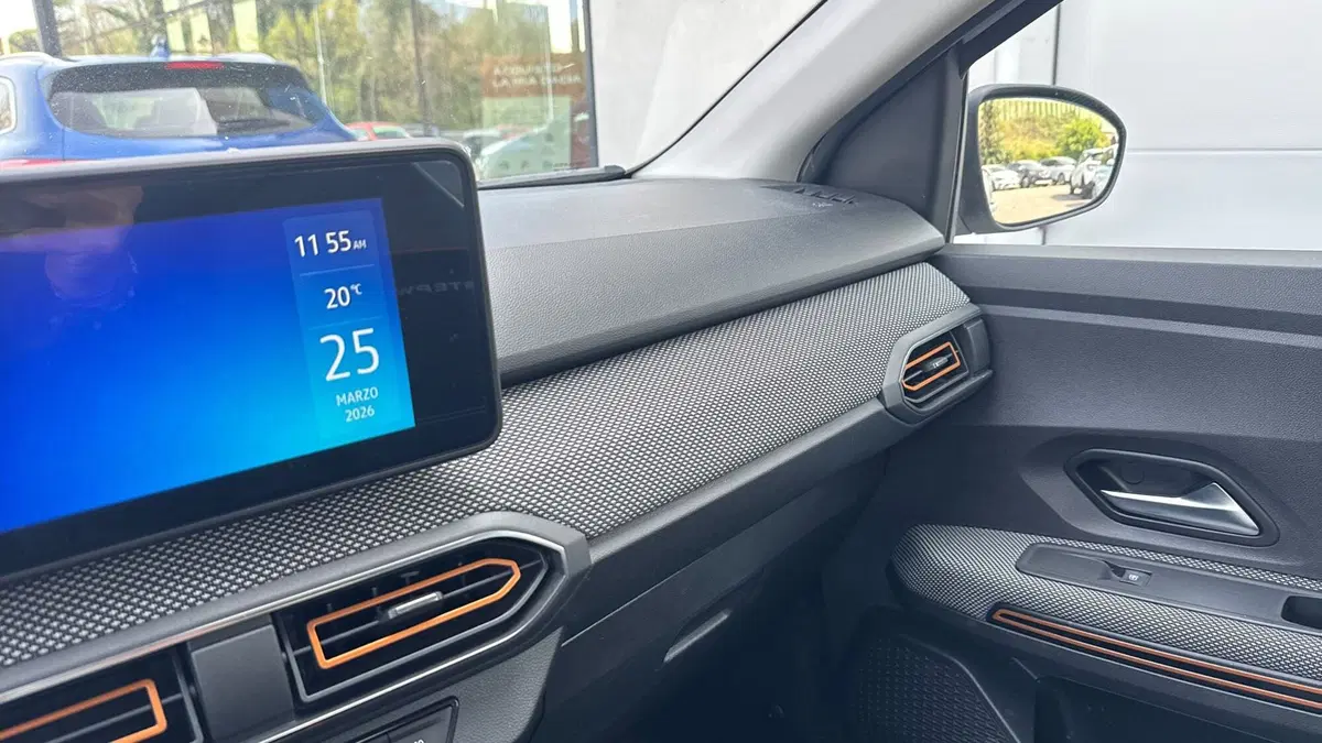 Dacia Sandero usata a Padova (15)