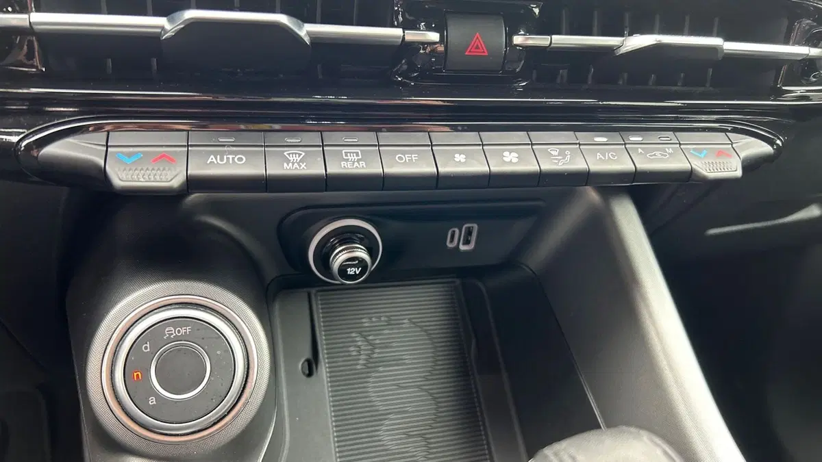 Alfa Romeo Tonale usata a Padova (18)