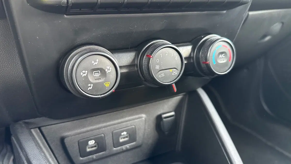 Dacia Duster usata a Padova (15)