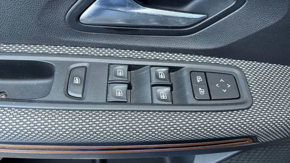 Dacia Sandero usata a Padova (16)