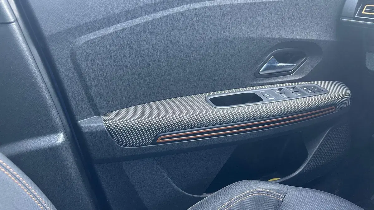 Dacia Sandero usata a Padova (17)