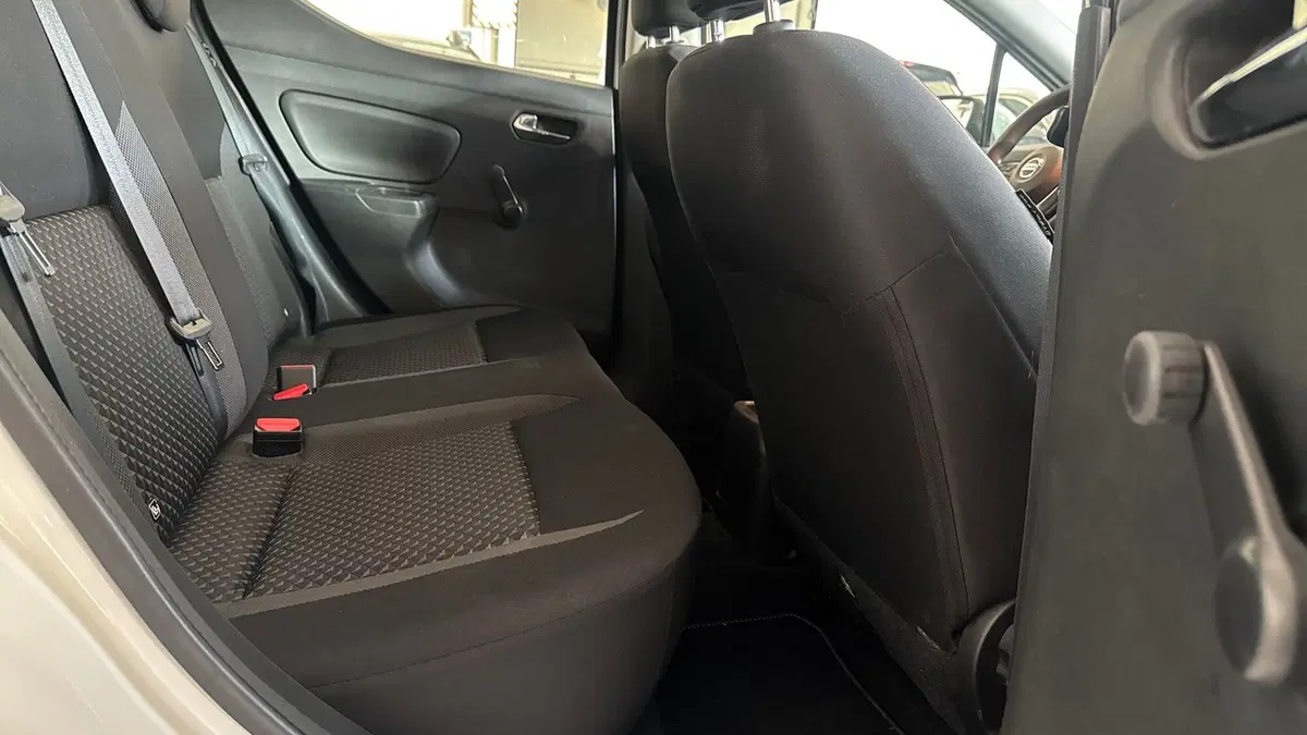 Nissan Micra usata a Padova (13)
