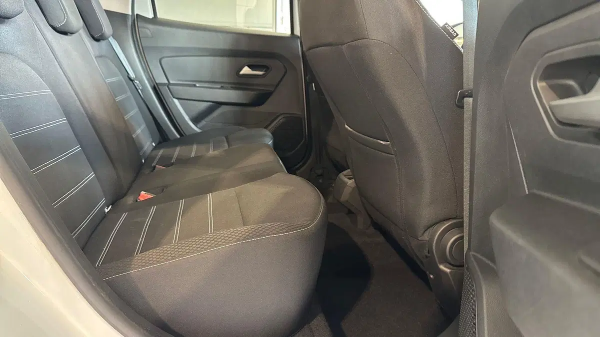 Dacia Duster usata a Padova (16)