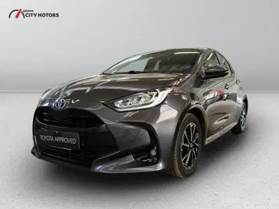 Toyota Yaris Cross 1.5h GR Sport Black Sky fwd 116cv e-cvt del 2021 usata a Monza