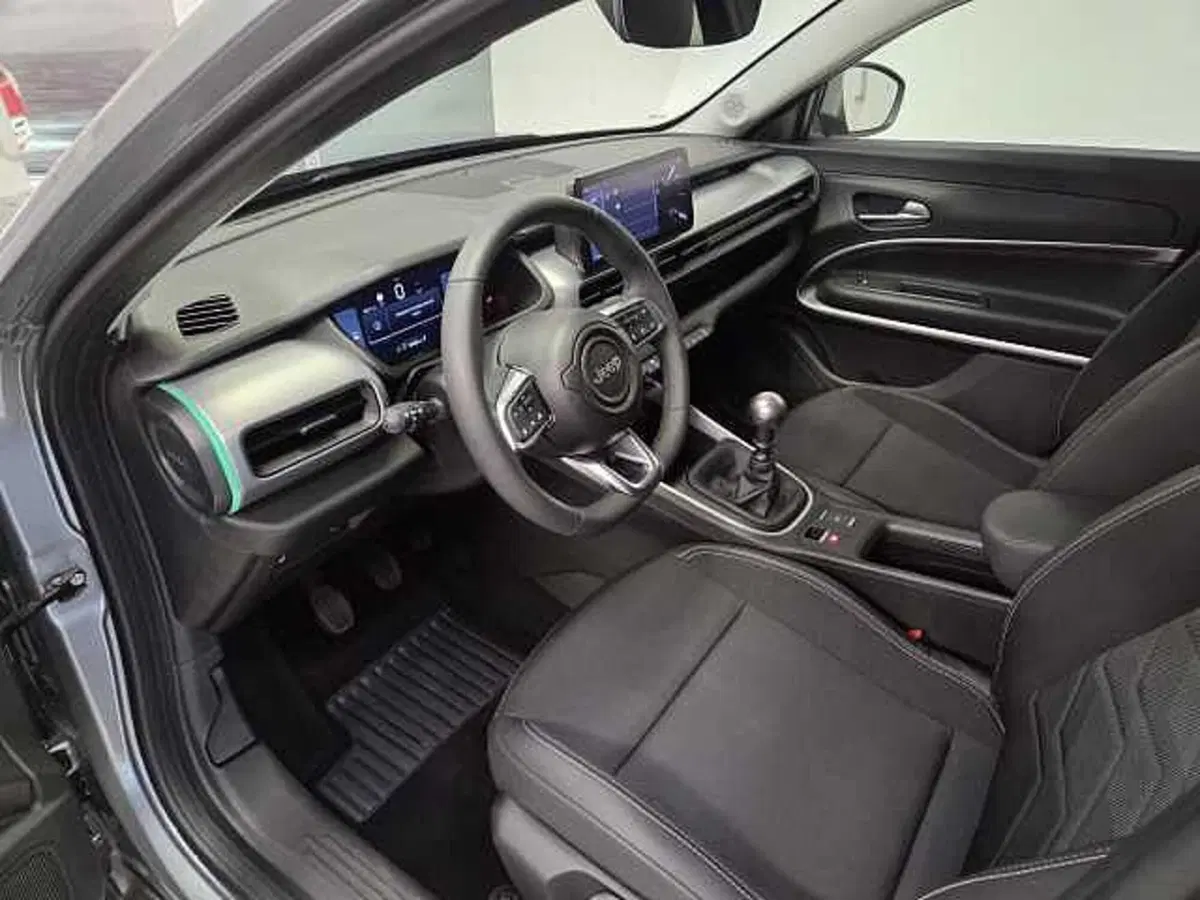 Jeep Avenger usata a Brescia (10)