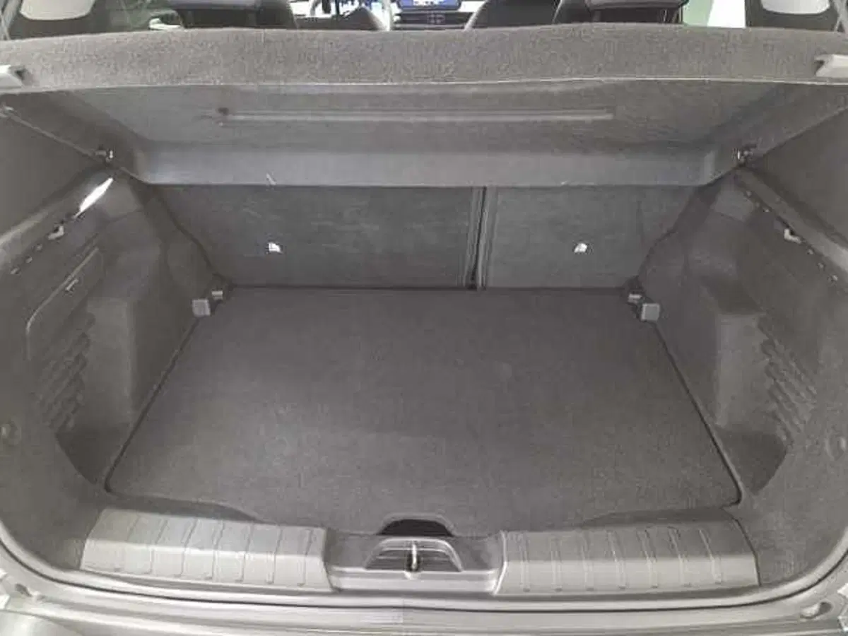 Jeep Avenger usata a Brescia (9)