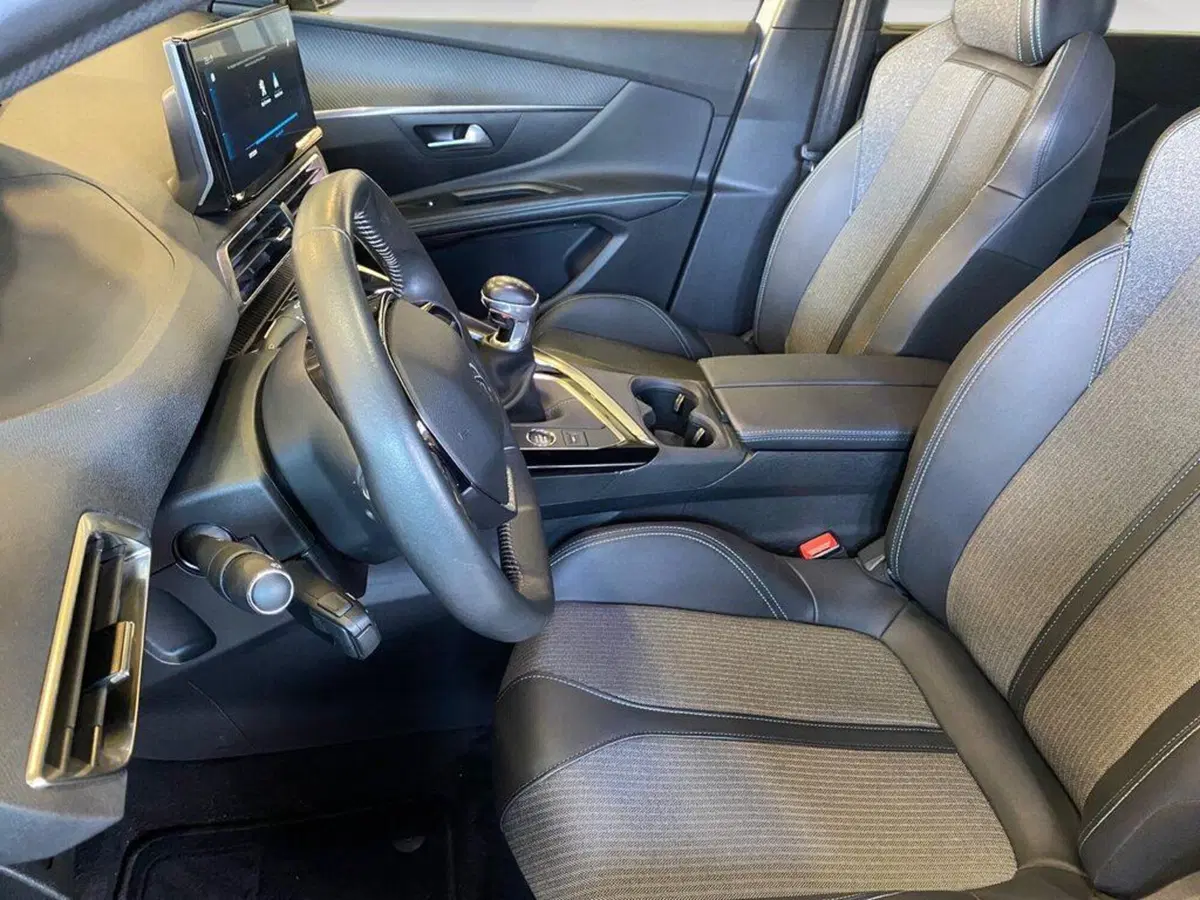 Peugeot 5008 usata a Torino (7)