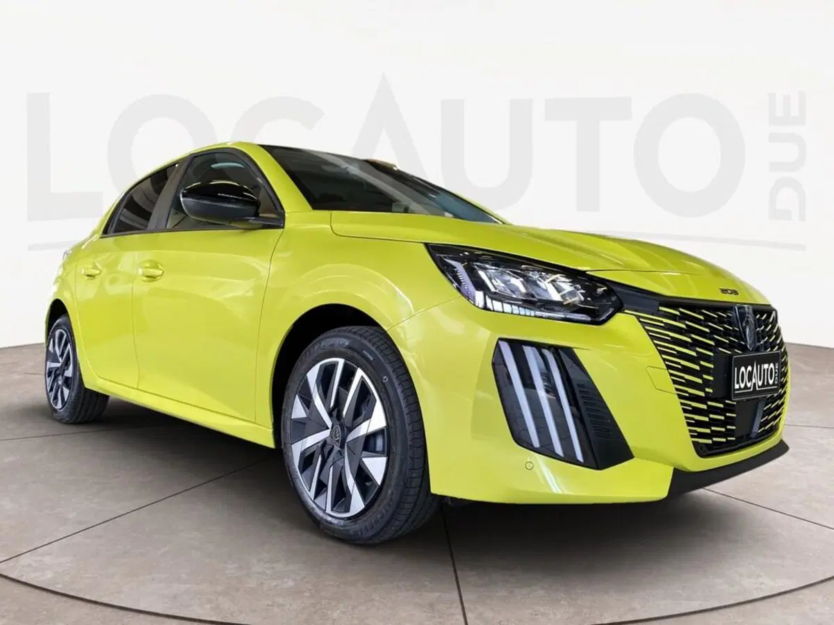 Peugeot 208 nuova a Torino (3)