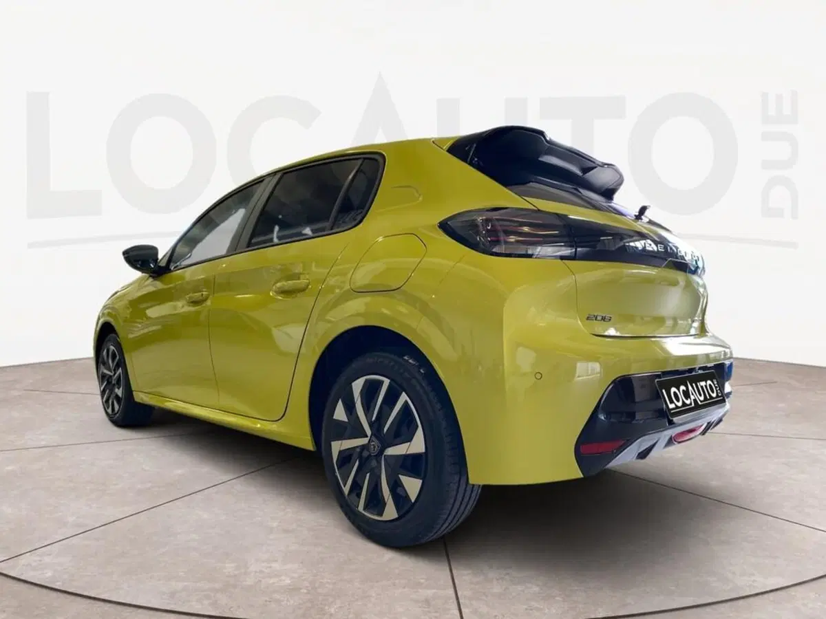 Peugeot 208 nuova a Torino (5)
