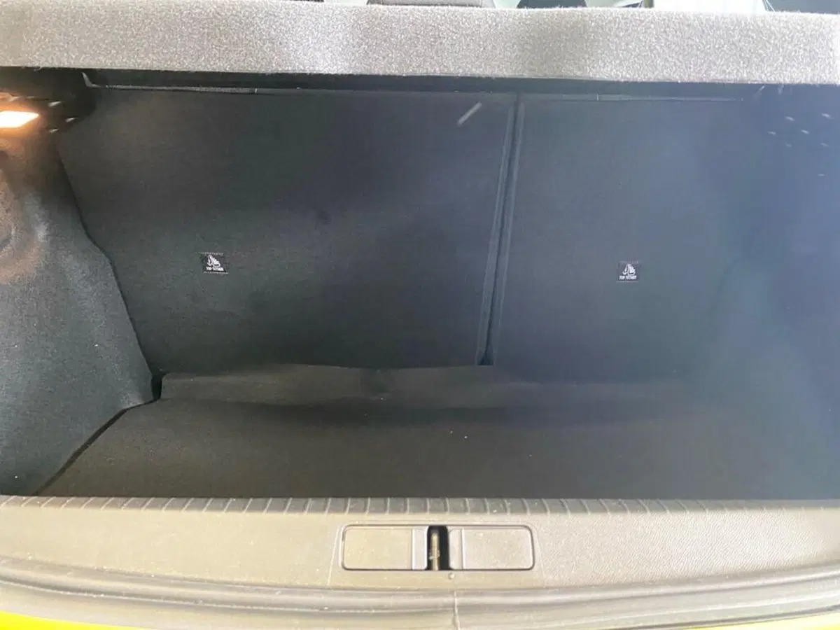 Peugeot 208 nuova a Torino (9)