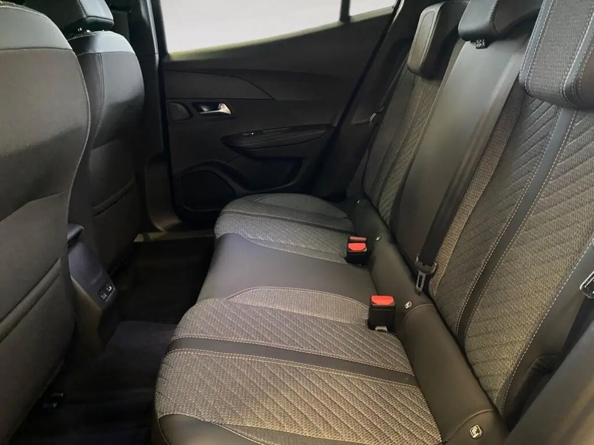 Peugeot 2008 nuova a Torino (8)