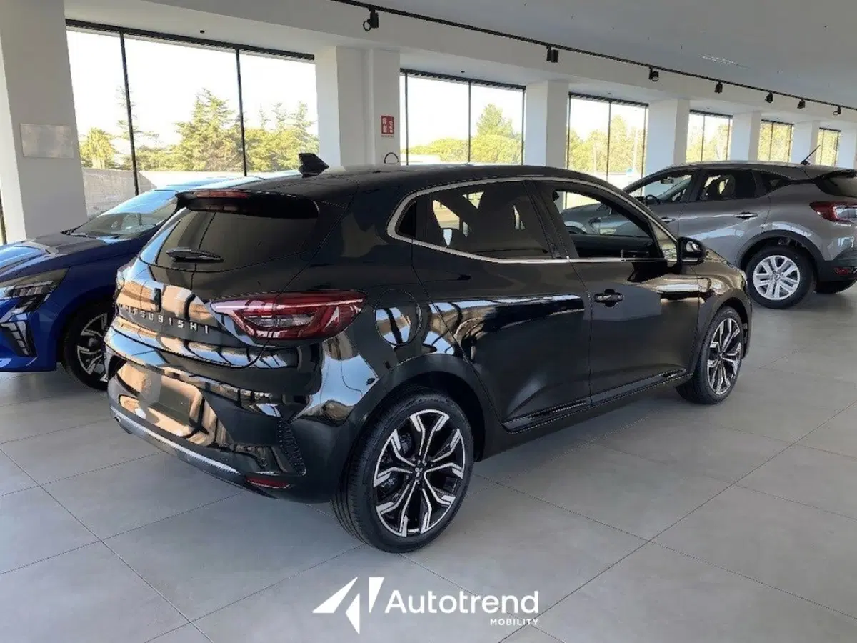 Mitsubishi Colt nuova a Bari (2)