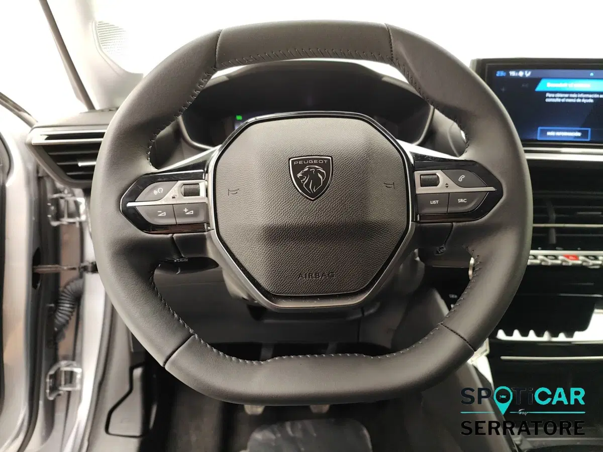 Peugeot 208 usata a Como (16)