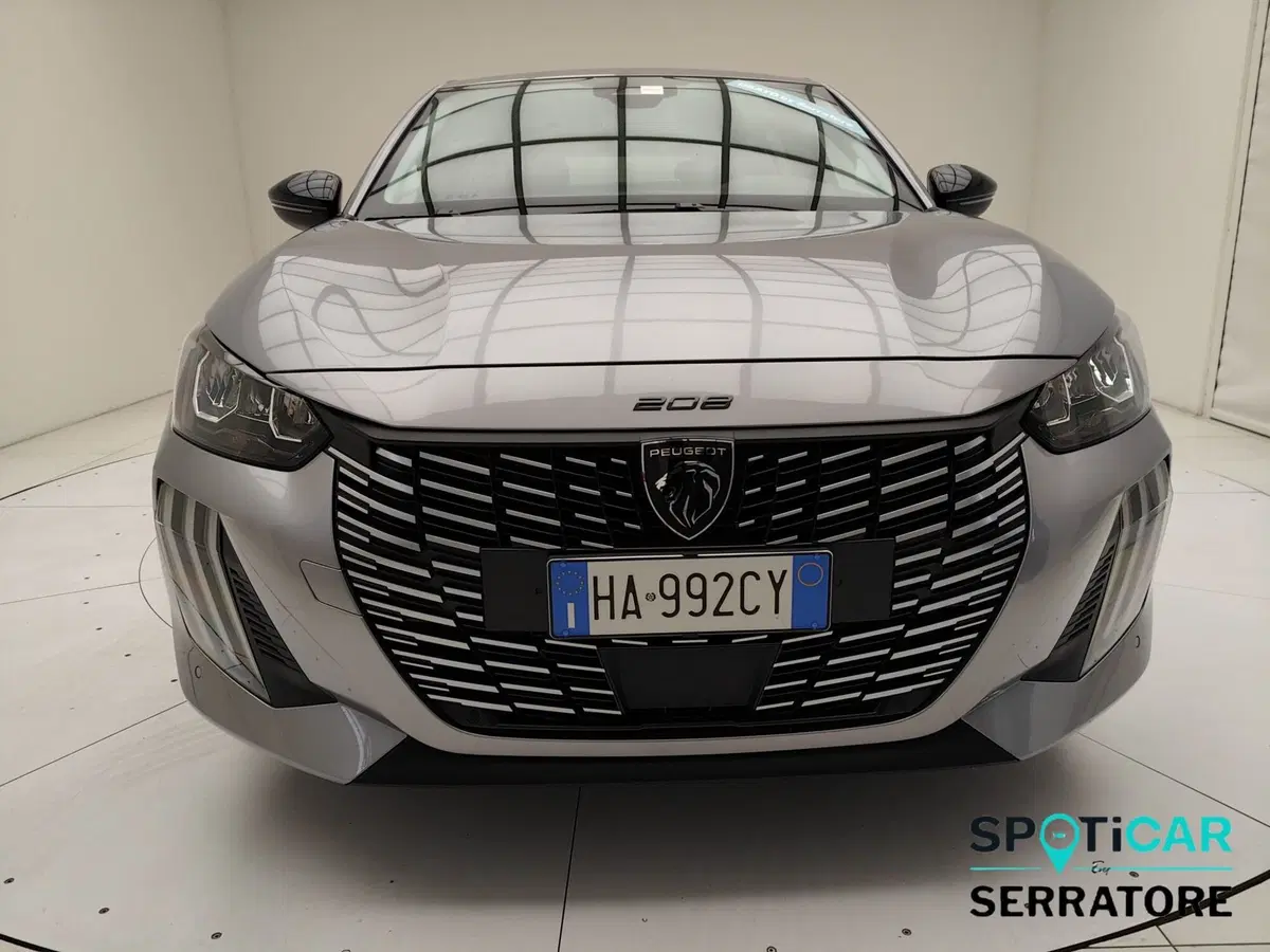 Peugeot 208 usata a Como (2)