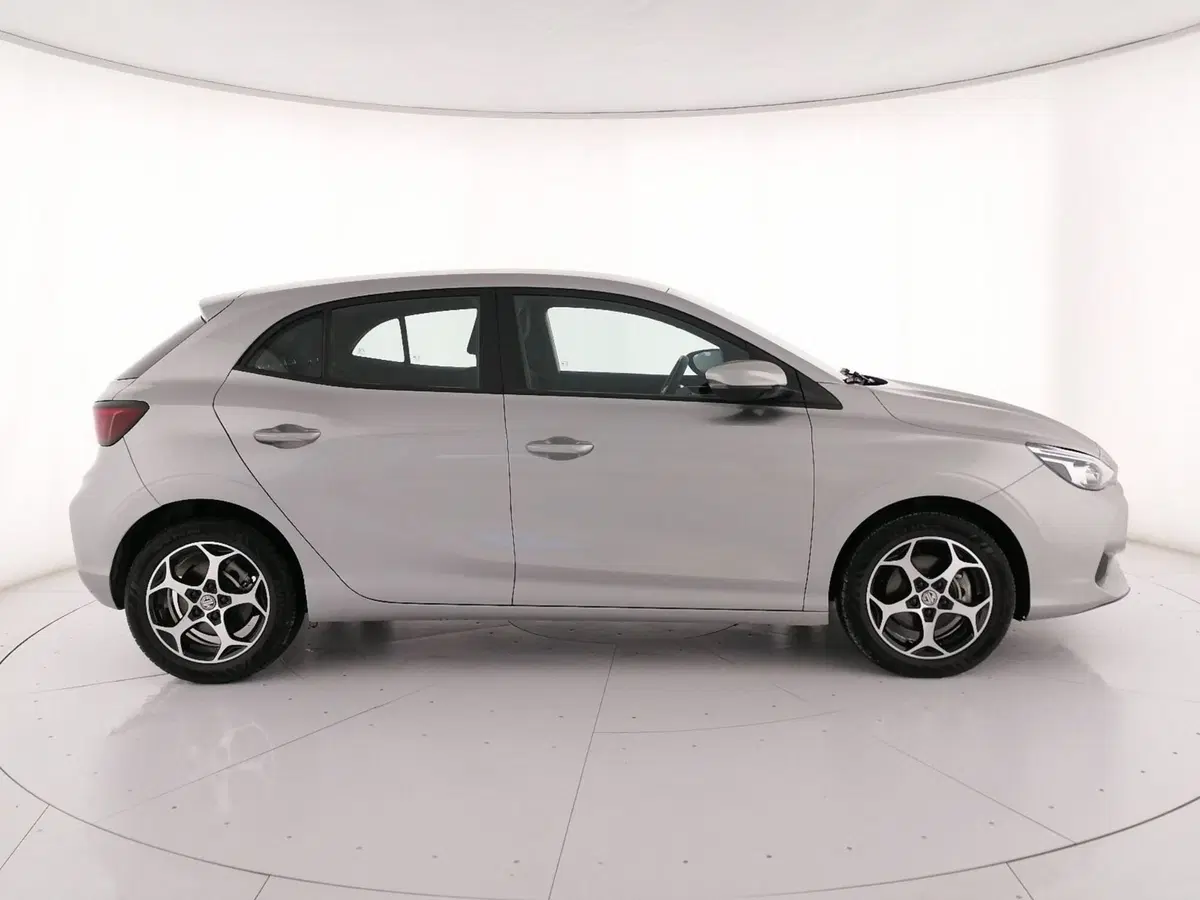 Mg MG3 usata a Roma (3)