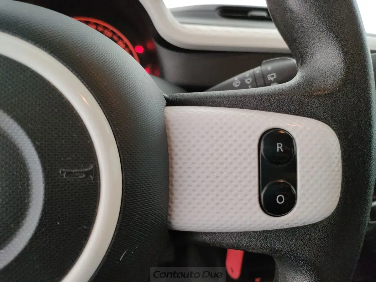 Renault Twingo usata a Caserta (19)