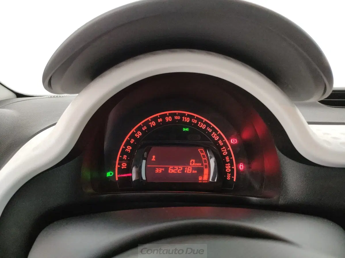 Renault Twingo usata a Caserta (20)