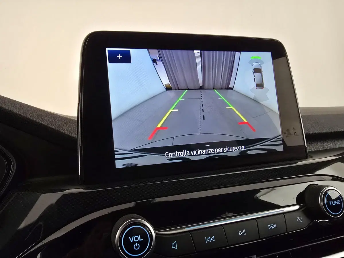Ford Kuga usata a Roma (17)