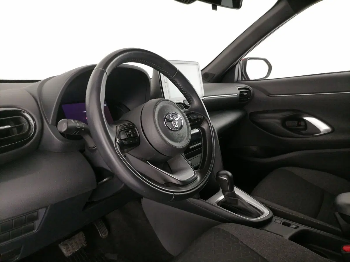 Toyota Yaris Cross usata a Roma (11)