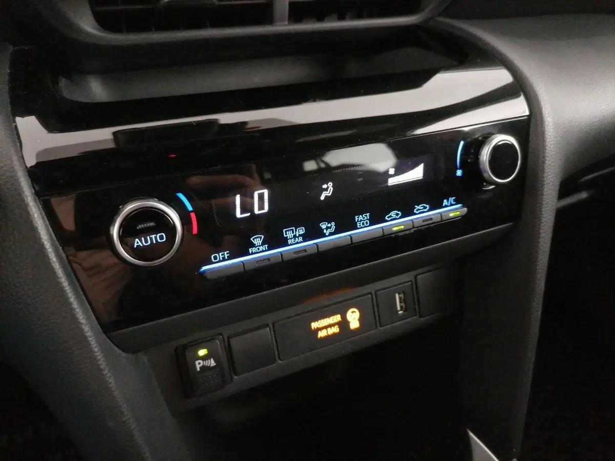 Toyota Yaris Cross usata a Roma (14)