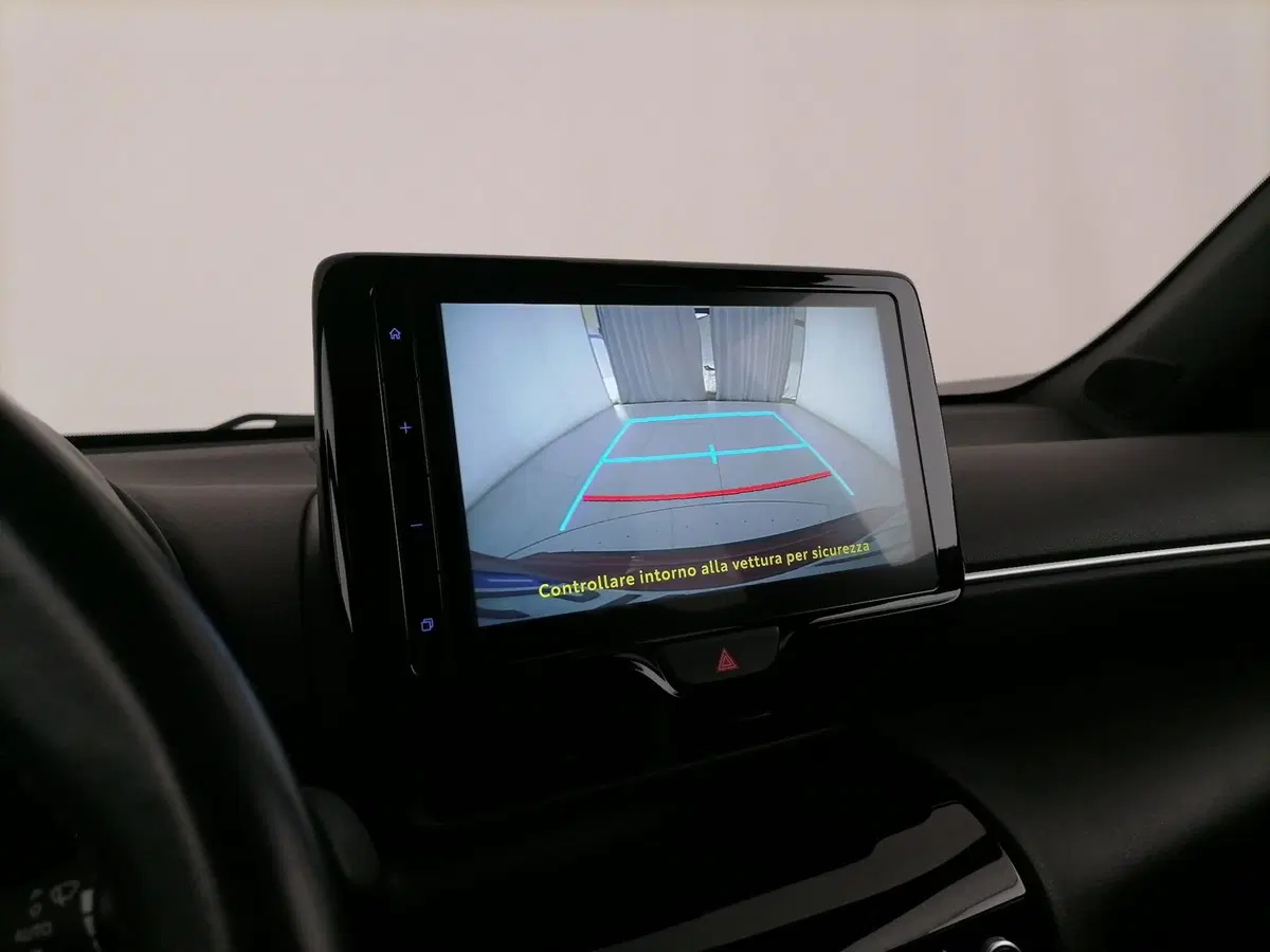 Toyota Yaris Cross usata a Roma (16)