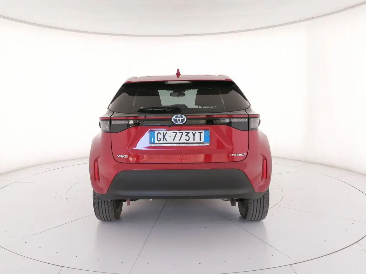 Toyota Yaris Cross usata a Roma (4)